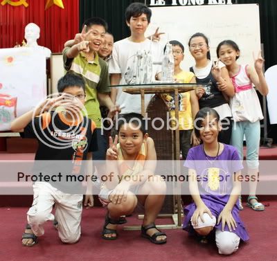 http://i707.photobucket.com/albums/ww78/LeDuan/08nhomsoai.jpg