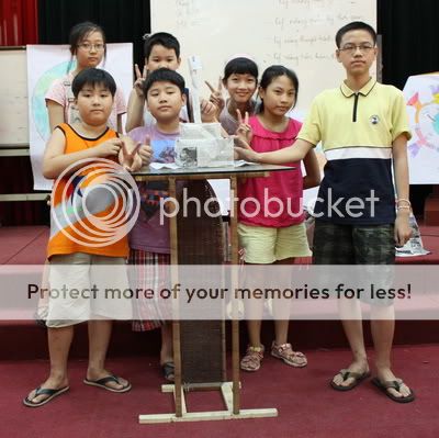 http://i707.photobucket.com/albums/ww78/LeDuan/10nhom3.jpg