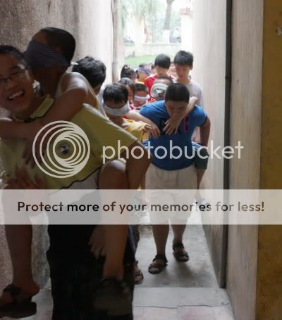 http://i707.photobucket.com/albums/ww78/LeDuan/18doanket.jpg
