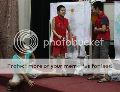 http://i707.photobucket.com/albums/ww78/LeDuan/33vapnga.jpg